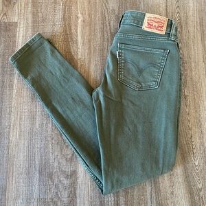 Levi’s 535 Super Skinny Army Green Jeans 27